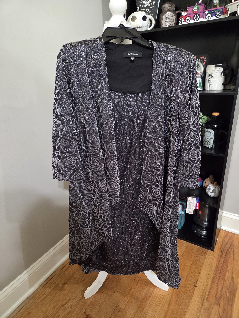 R & M Richards Black and Silver Rose-Print Open-Front Cardigan